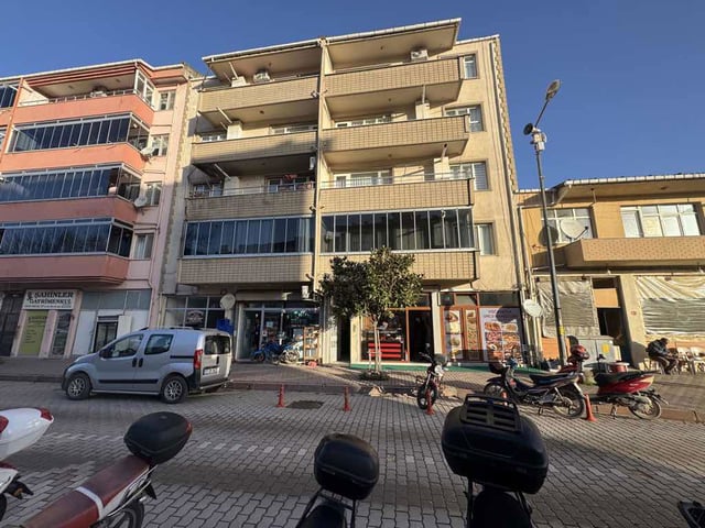 İSTİKLAL MAHALLESİNDE 2+1 KAPALI MUTFAK SATILIK DAİRE