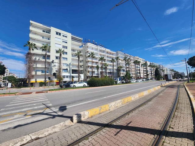 KONYAALTI CAD.DE SATILIK DENİZ GÖREN 3+1 GK 175 M2 DAİRE