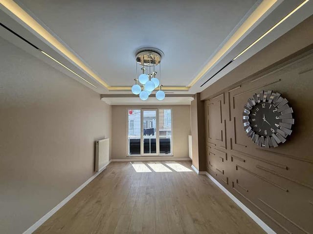 RE/MAX GELİŞİM 2’DEN MEHMET AKİF ERSOY MAH. METROBÜSE YAKIN FULL TADİLATLI 3+1 145 M2 DAİRE