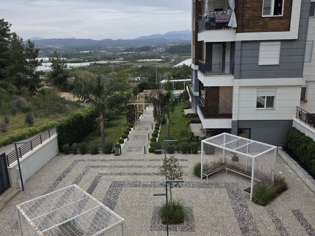 SARILAR SİTE İÇERİSİNDE EŞYALI DOĞA MANZARALI 2+1 DAİRE