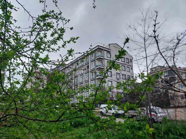 REMAX GELİŞİM'DEN GÜRPINAR DAĞLAR SOKAK 3+1 ARAKAT