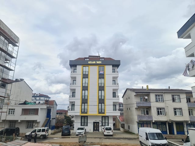 ORHANGAZI MAHALLESI’NDE SATILIK KULLANIŞLI BOŞ DUBLEKS DAIRE