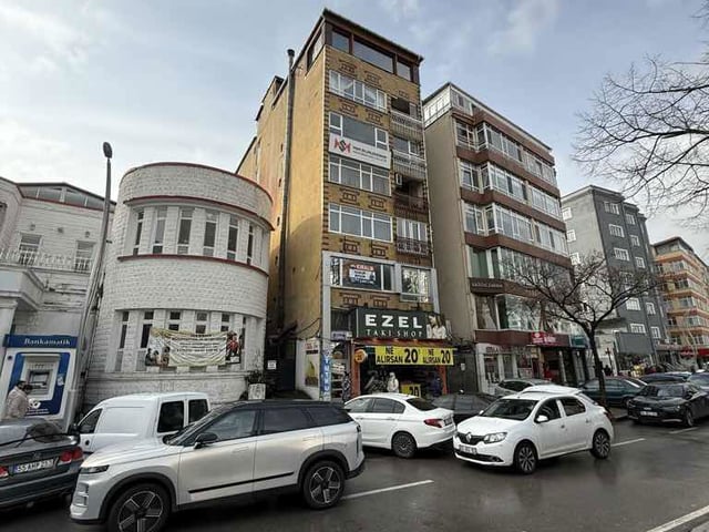 ÇİFTLİK CADDESİ CEPHELİ SATILIK DAİRE