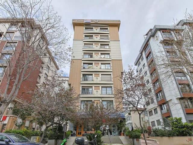 SUADİYE BAĞDAT CADDESİNE YAKIN MİMARİ TASARIMLI SATILIK DUBLEKS