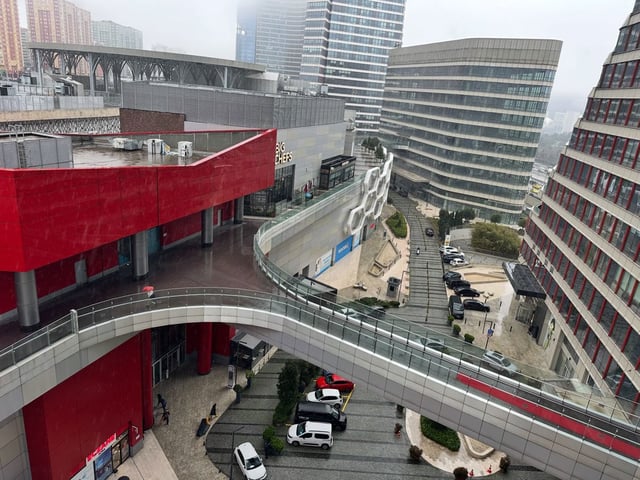 ATAŞEHIR METROPOL İSTANBUL BOŞ TAŞINMAYA HAZIR SATILIK KÖŞE 2+1