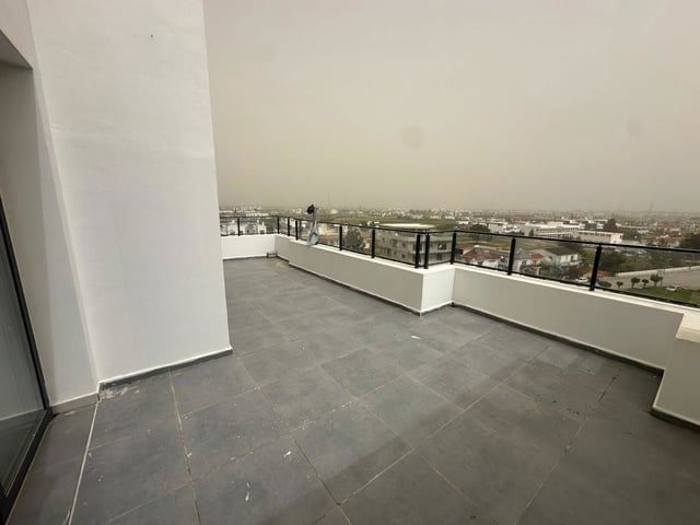 SATILIK 1+1 PENTHOUSE YENI BOĞAZIÇI MERKEZI