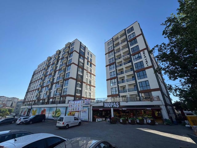 ANKARA CADDESİ YENİ SİTEDE 3+1 EBEVEYN BANYOLU KİRALIK DAİRE