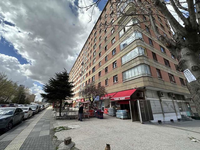 ALTINDAĞ DIŞKAPI ZÜBEYDE HANIM MAHALLESİ 3+1 YAPILI SATILIK DAİRE