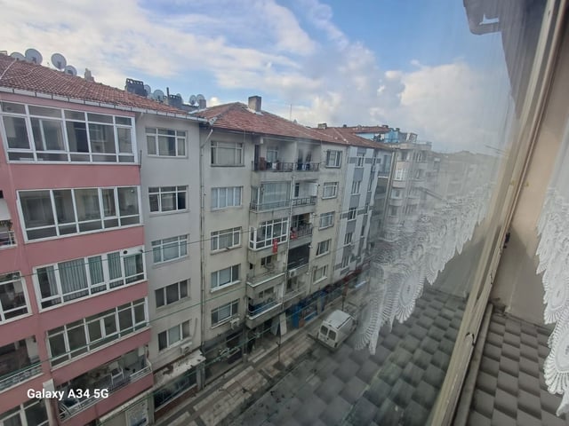 REMAX ŞEHİRDEN MERKEZ DE 2+1 EŞYALI KİRALIK DAİRE