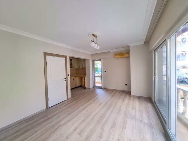 DİDİM EFELER'DE KÖŞE KONUMDA SATILIK 2+1 YÜKSEK GİRİŞ DAİRE