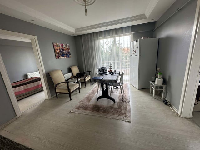 SAPANCA GAZİPAŞA MAHALLESİNDE SATILIK 2+1 ORTA KAT DAİRE