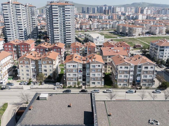 TÖREKENT GÖKÇEK MAHALLESİ HASTANE VE METRO YAKINI 3+1 SATILIK DAİRE