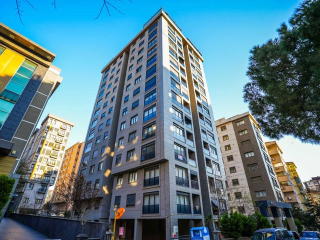 KOZYATAĞI MH. 25 M2 NET L TERASLI VE BALKONLU SATILIK DAİRE