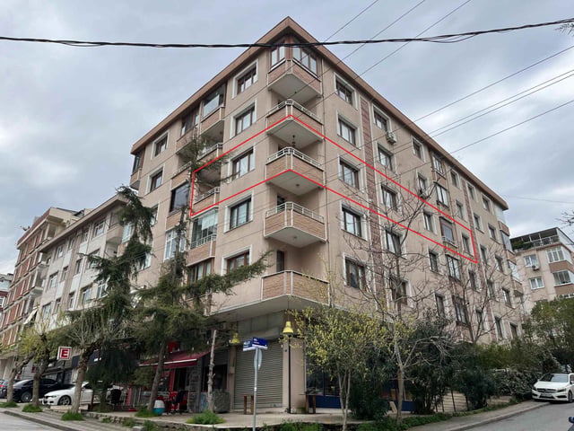 GEBZE OSMANYILMAZ MAH. CADDE ÜZERİ 140 M2 3+1 ARAKAT DAİRE