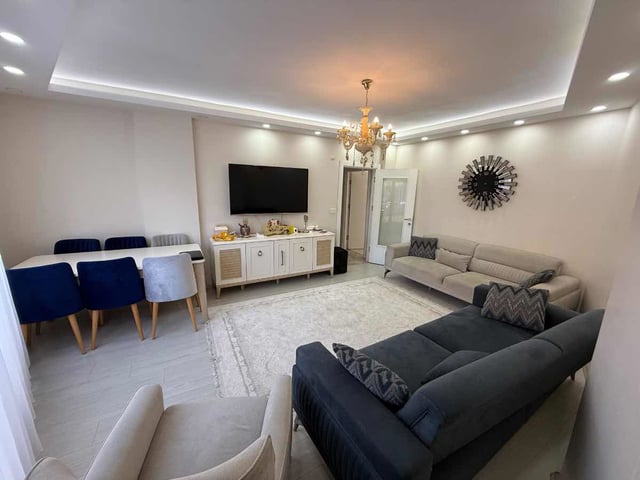 BAĞCILAR KİRAZLI METROYA YÜRÜME MESAFESİ 3+1 SATILIK DAİRE