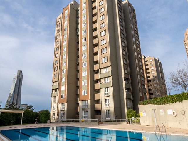 SOYAK YENİŞEHİR MANOLYA SİTESİ'NDE YÜKSEK KAT SATILIK 3+1 DAİRE