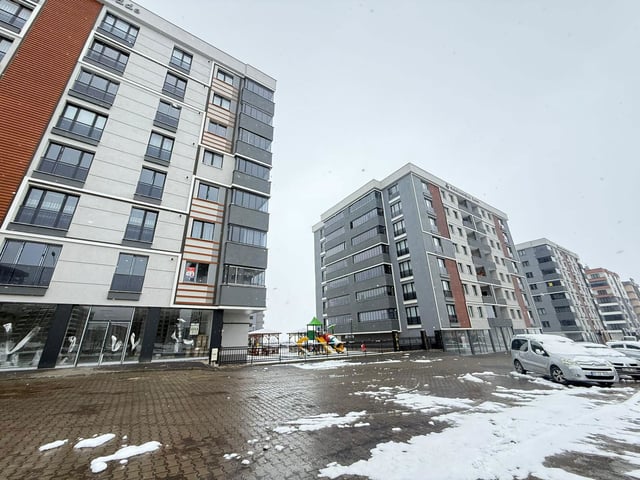 REMAX İLKE'DEN GAMOĞLU CADDESİ YOL CEPHELİ 3+1 SATILIK DAİRE