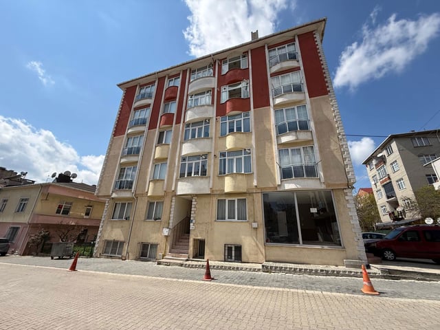 SATILIK 3+1 DAİRE ATATÜRK BULVARI'NA YAKIN KONUM