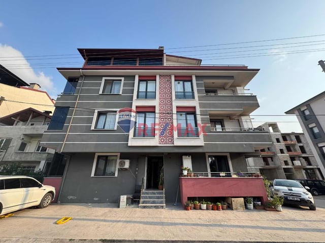 KARTEPE ATAEVLER MAH ARA KAT GENİŞ VE KULLANIŞLI 2+1 SATILIK DAİRE