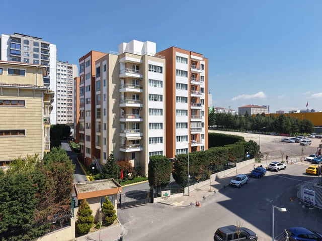 ÇORLU ALİPAŞA'DA ROYAL PARK SİTESİNDE GÜNEY CEPHE 2+1 DAİRE