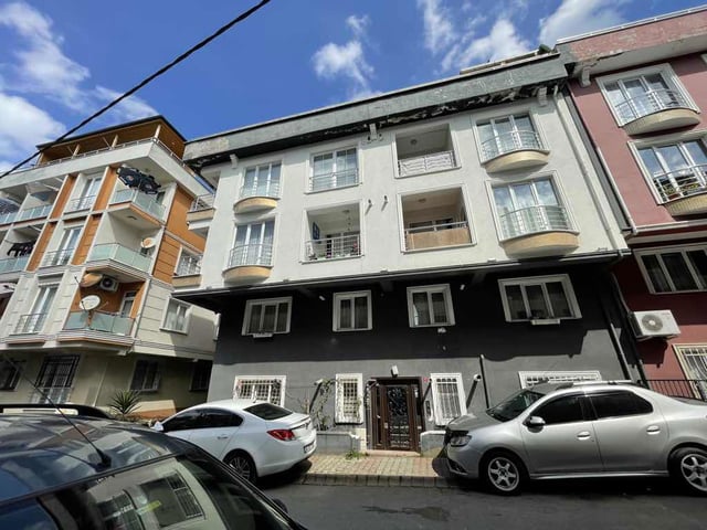ÇEKMEKÖY MERKEZ MAHALLESİ SAFRANBOLU EVLERİ SATILIK 2 + 1 DAİRE