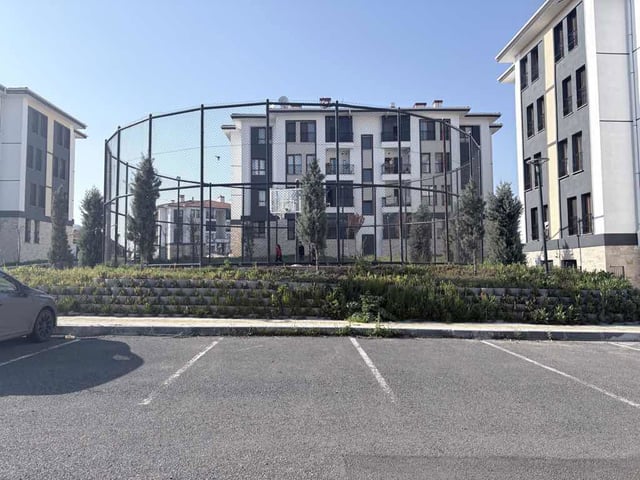 REMAX LAND DEN 2+1 KİRALIK TOKI DAİRESİ