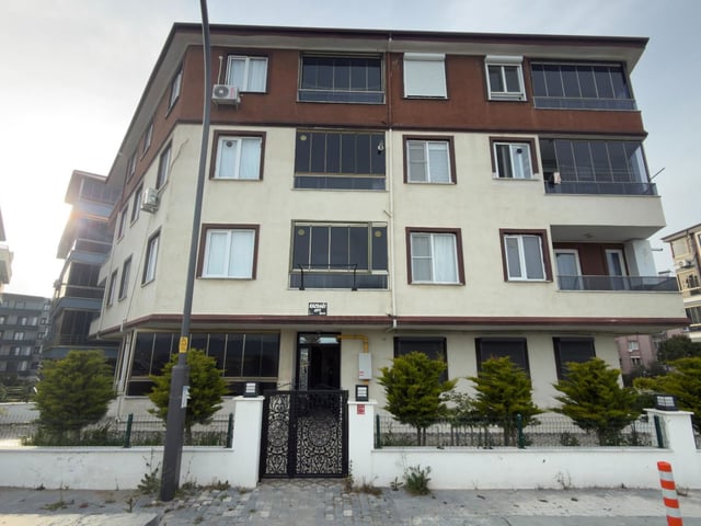 AKÇAY ALTINKUM ÜLKÜ YOLU’NDA SATILIK 2+1 DAİRE