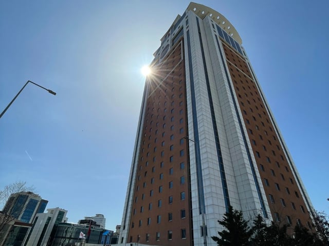 ATAŞEHİR FLORA REZİDANS DA SATILIK 1+1 GÜNCEL DAİRE