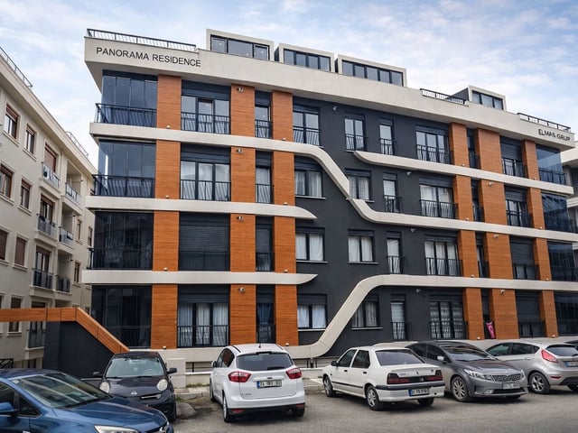 REMAX WE - İDEALTEPE'DE MARMARAY'A YAKIN SATILIK 2+1