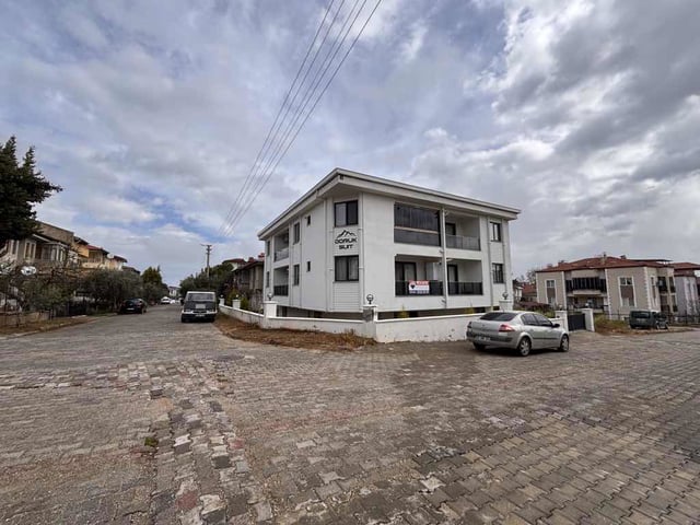 REMAX MODEL DEN SELÇUKBEY MAHALLESİNDE 2+1 EŞYALI KIRALIK APART