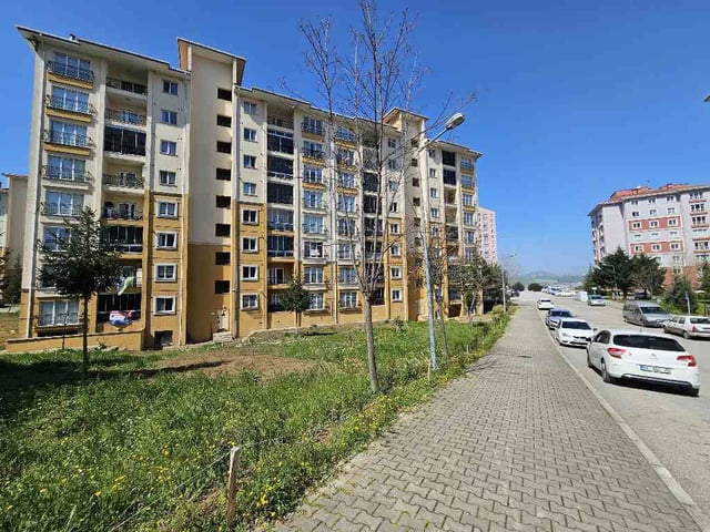 ULUGAZİ TOKİDE 3+1 FIRSAT DAİRE