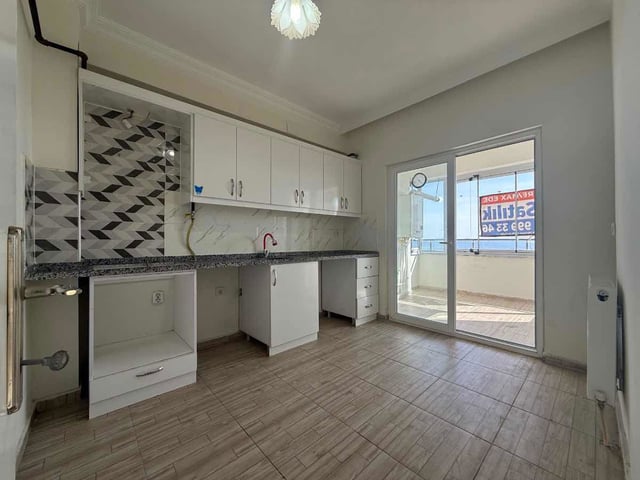 REMAX EDE'DEN BEYAZITLIDA SATILIK PANAROMİK MANZARALI 2+1 DAİRE