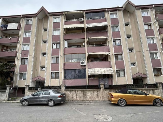 REMAX DESIGN ERENLER ERGÜN EVLER SİTESİNDE SATILIK 3+1 DAİRE