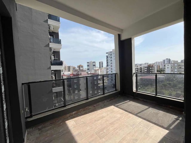 REMAX GÜNEY'DEN YUKARI ALATA'DA BAĞIMSIZ MUTFAK 3+1 SATILIK LÜKS DAİRE