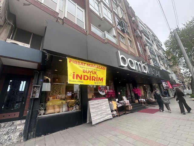 BUCA DUMLUPINAR’DA ANA YOL ÜZERİ | 4+1 GENİŞ, YÜKSEK TAVANLI, ÖZEL TADİLATLI FIRSAT DAİRE
