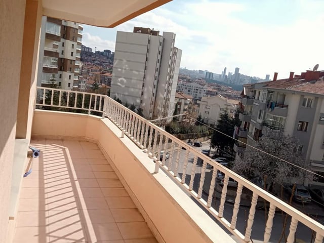 MAMAK GENERAL ZEKİ DOĞAN DA ULAŞIM KOLAYLIĞI SUNAN 3+1 KİRALIK DAİRE