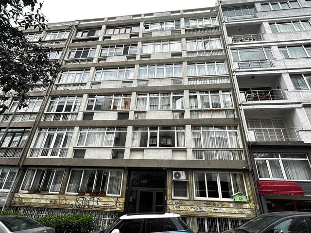 KADIKÖY MODA BURNUNDA KİRALIK DAİRE