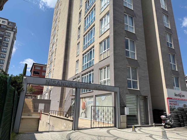 RE/MAX STREET'TEN HALKALI NİSANUR SİTESİNDE 2+1 SATILIK DAİRE
