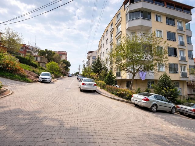 KOCAELİ GEBZE ADEMYAVUZ MAH.SATILIK 2+1 ASANSÖRLÜ ARAKAT DAİRE