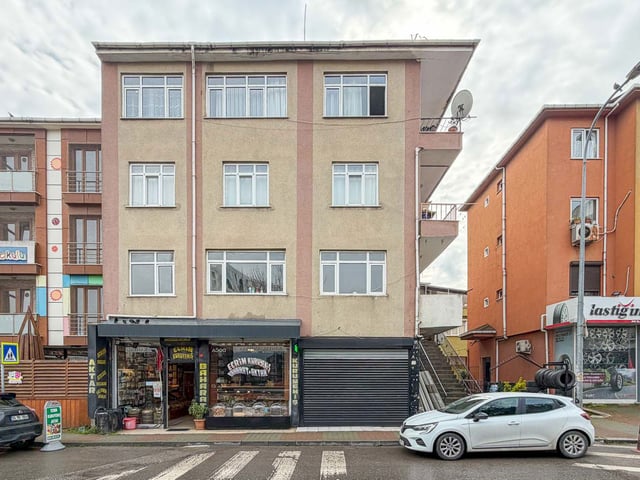 KARTAL ESENTEPE MAHALLESİNDE MERKEZİ KONUMDA 2+1 *BOŞ* SATILIK