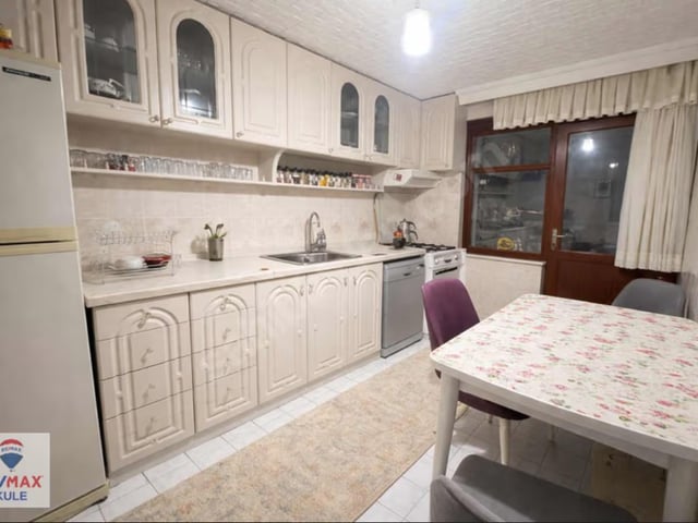 GÜNGÖRENDE KAÇIRILMAYACAK 175 M² 3+1 BALKONLU DAİRE