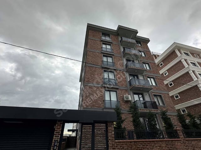 REMAX ÖNCÜ ÇEKMEKÖY EKŞIOGLU MH. 3+1 SIFIR LÜX SATILIK DAIRE