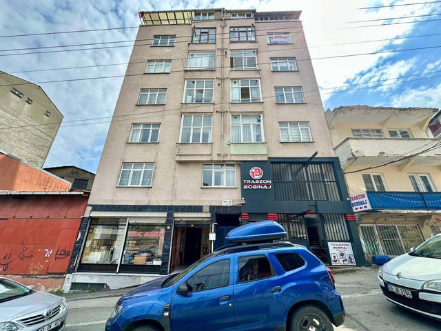 DEĞİRMENDERE KAYMAKLI ANADOLU LİSESİ KARŞISINDA SATILIK DAİRE