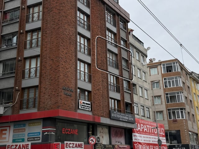 REMAX FIRTINADAN TRAMVAY DURAĞI DIBINDE SIFIR 3+1 DAIRE