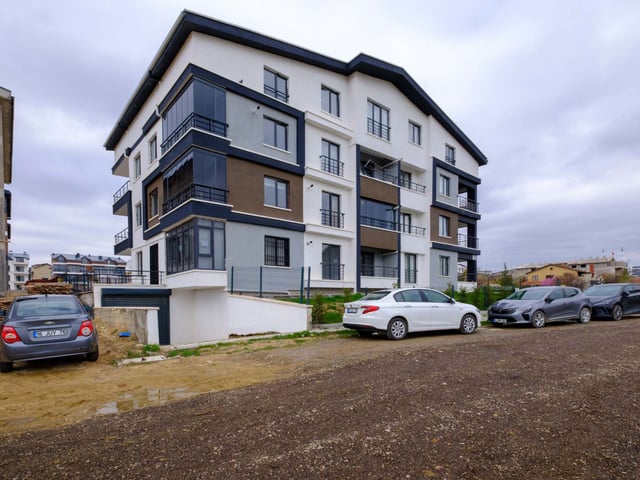 GÖLBAŞI TAŞPINARDA MANZARALI 1+1 YÜKSEK KİRA GETİRİLİ YATIRIMLIK