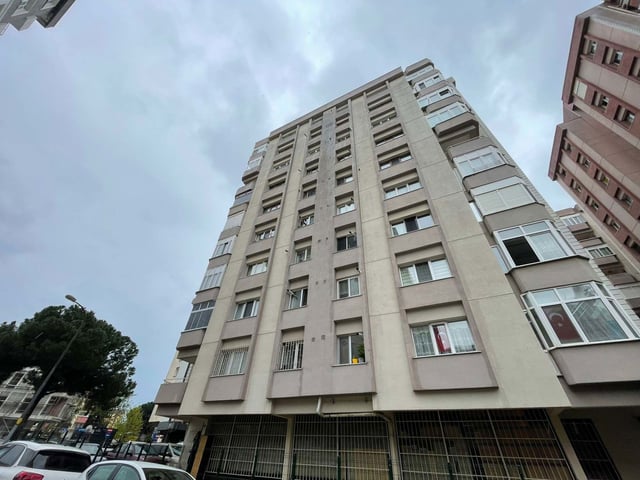 MINIBÜS CADDESI PARALELINDE SITE İÇINDE SATILIK 3+1