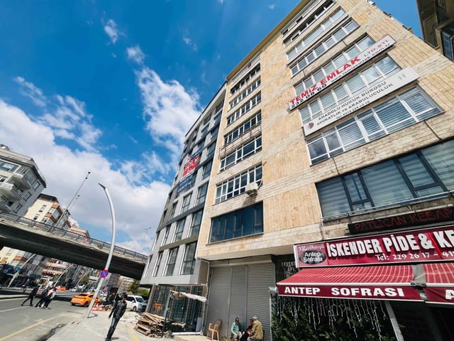 KORKUTREİS MAH. GMK BULVARINDA SATILIK 3+1 DAİRE