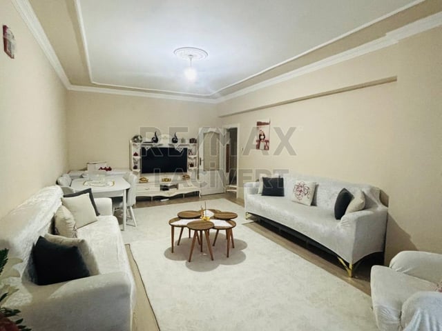 RE/MAX LACİVERT'TE HİLALKENT ÖZBAĞ SİTESİ'NDE SATILIK 3+1 DAİRE