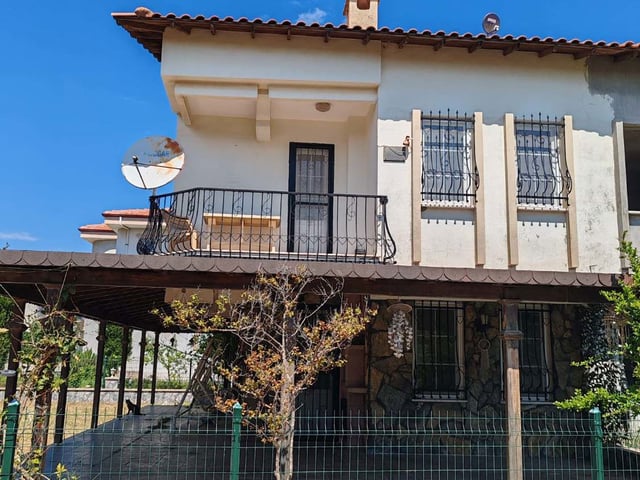 CUNDA ARKADENİZDE YAZ KIŞ KİRALIK EŞYALI VİLLA