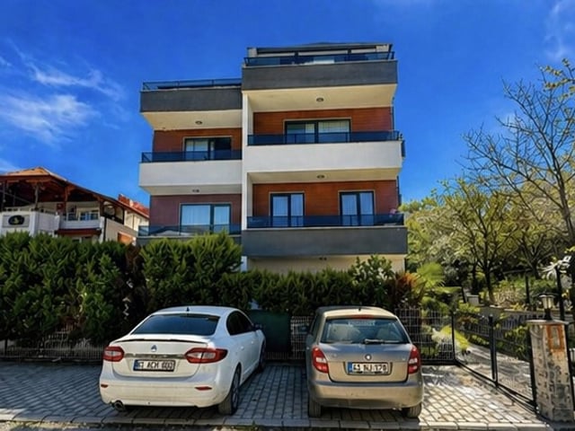 GÖLCÜK DEĞİRMENDERE EŞYALI 4+1 KİRALIK ÇATI DUBLEKS DAİRE